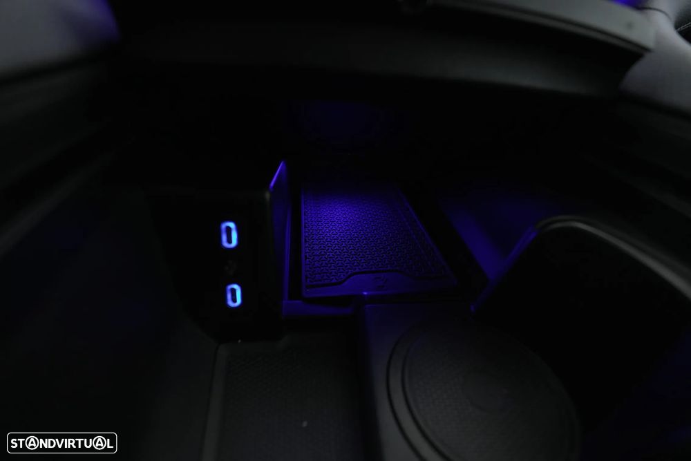 Mercedes-Benz EQS 350 - 36