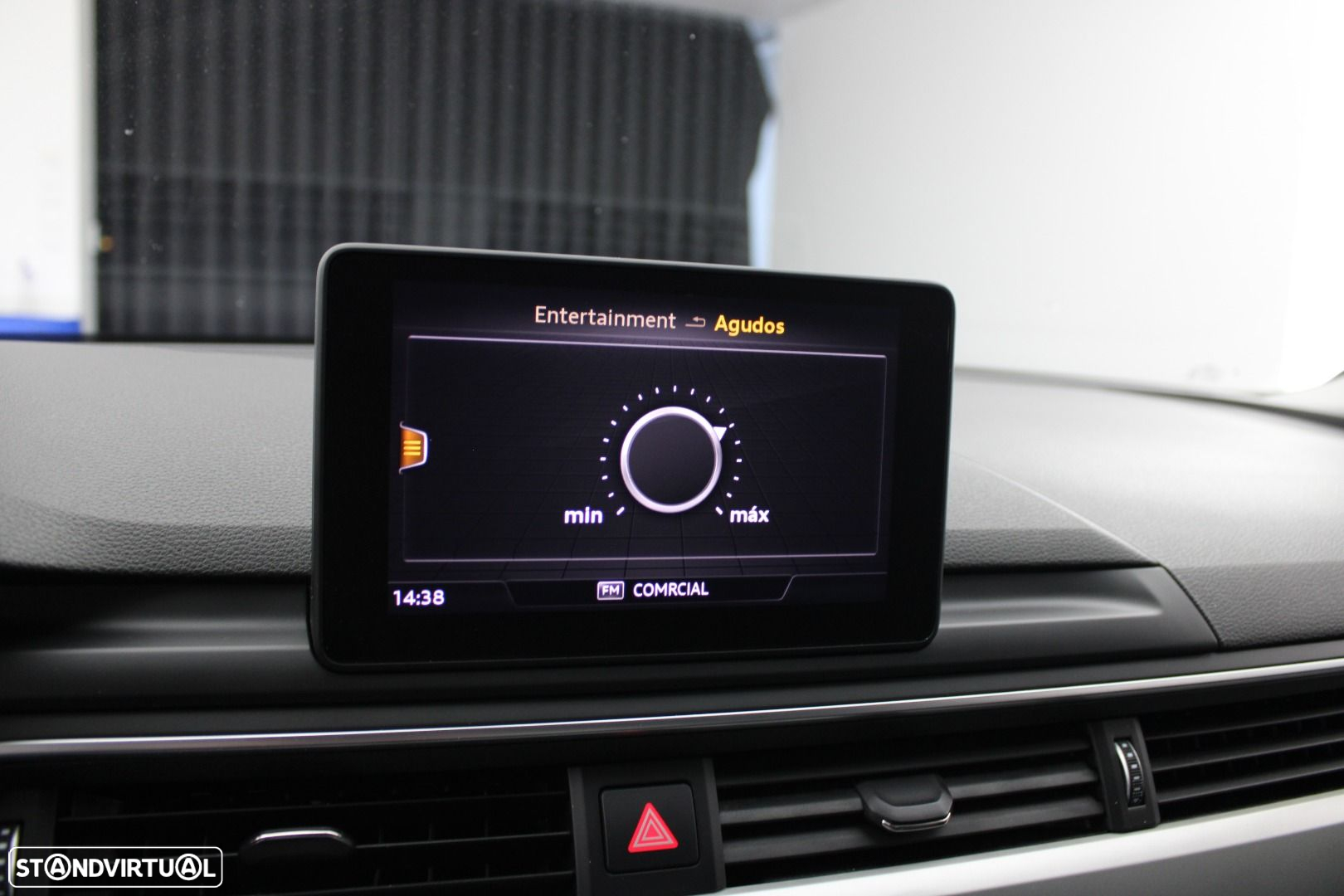 Audi A4 Avant 2.0 TDI S tronic - 21