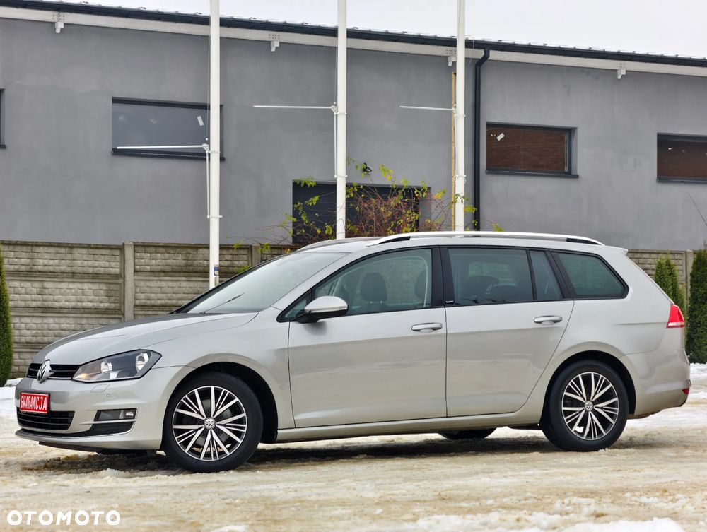 Volkswagen Golf 2.0 TDI BlueMotion Technology Allstar - 29