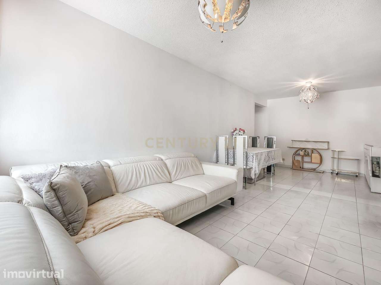 APARTAMENTO T4 EM SANTO ANTÓNIO DOS CAVALEIROS - Grande imagem: 3/21