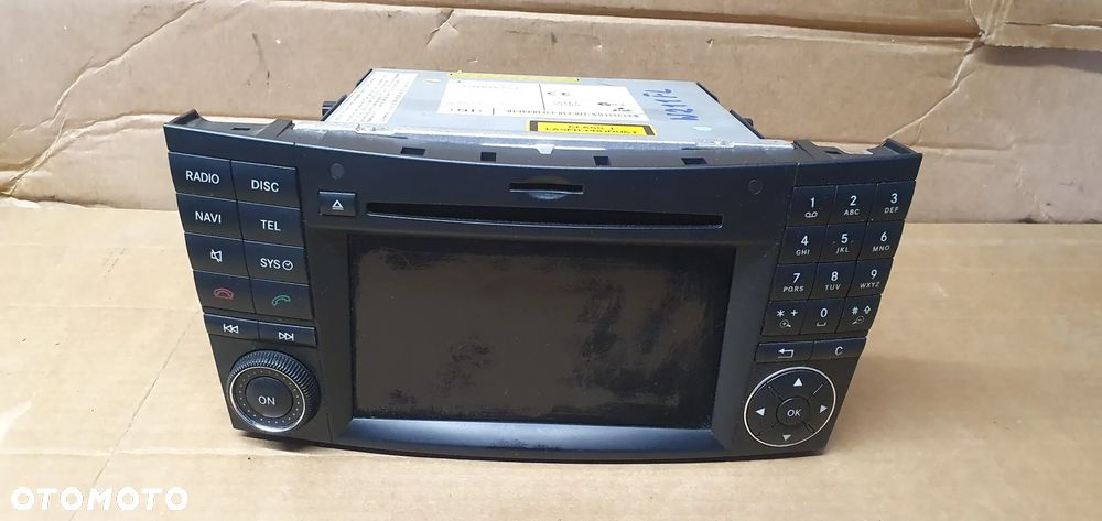 Radio radioodtwarzacz Mercedes E-Klasa W211 Lift A2118705094 - 1