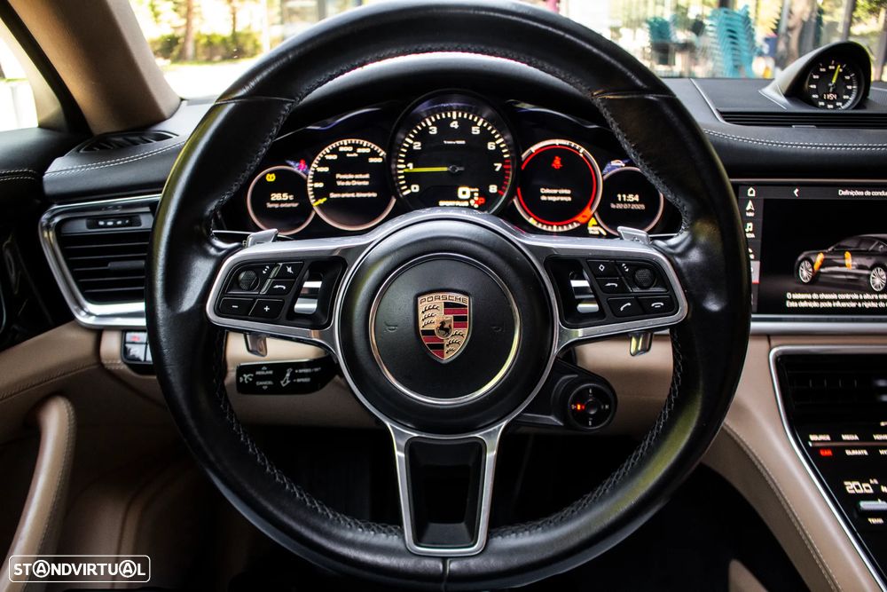 Porsche Panamera 4 E-Hybrid - 13
