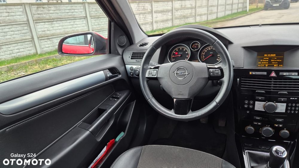 Opel Astra 1.8 Cosmo - 17