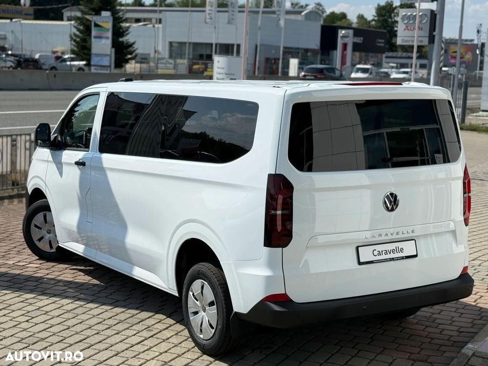 Volkswagen Caravelle - 7