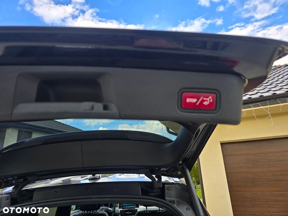 Mercedes-Benz ML - 12