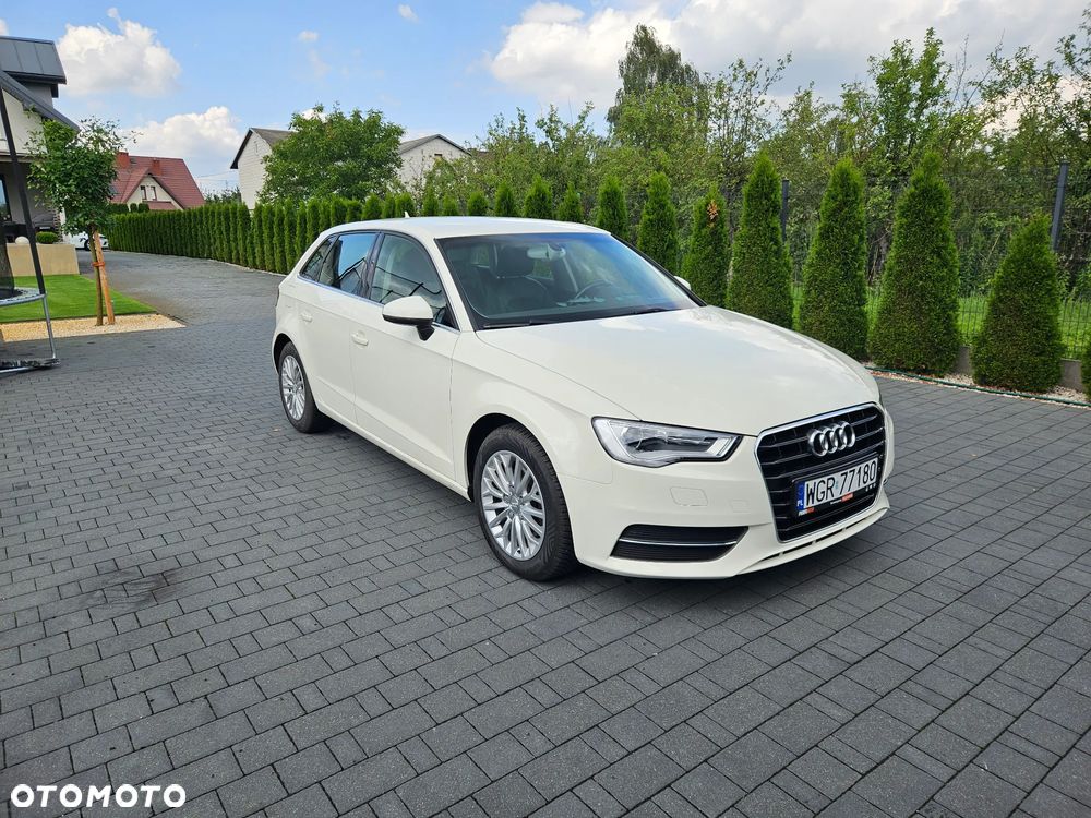 Audi A3 Sportback 2.0 TDI S tronic - 4