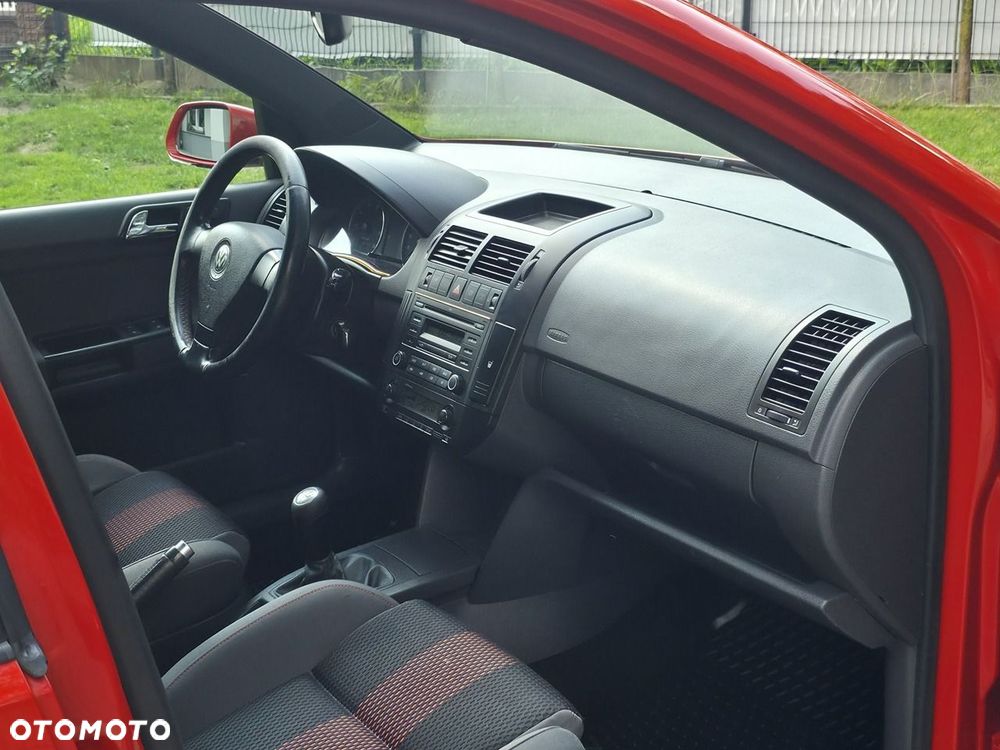 Volkswagen Polo - 10