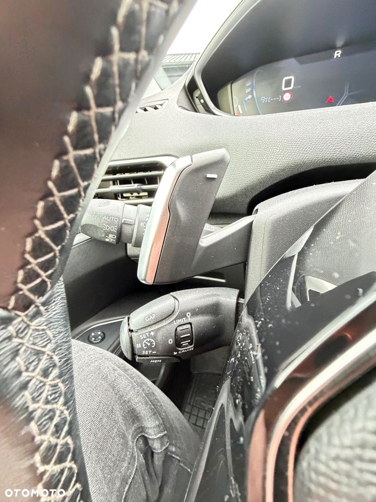 Peugeot 5008 BlueHDI 120 EAT6 Stop & Start Allure - 12