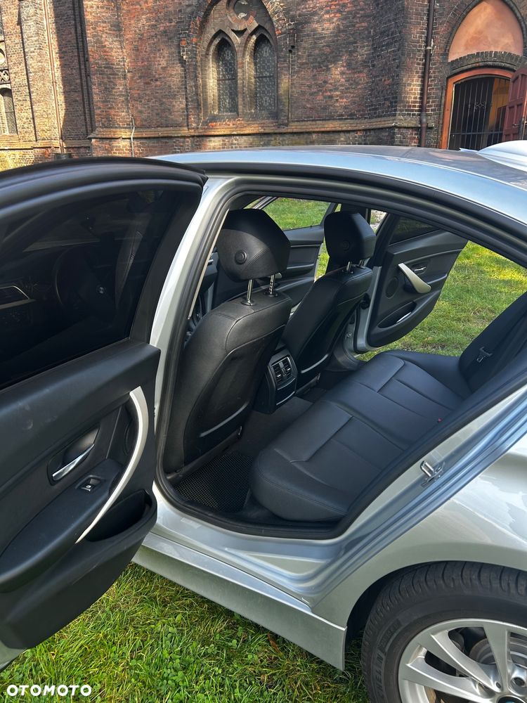 BMW Seria 3 - 8