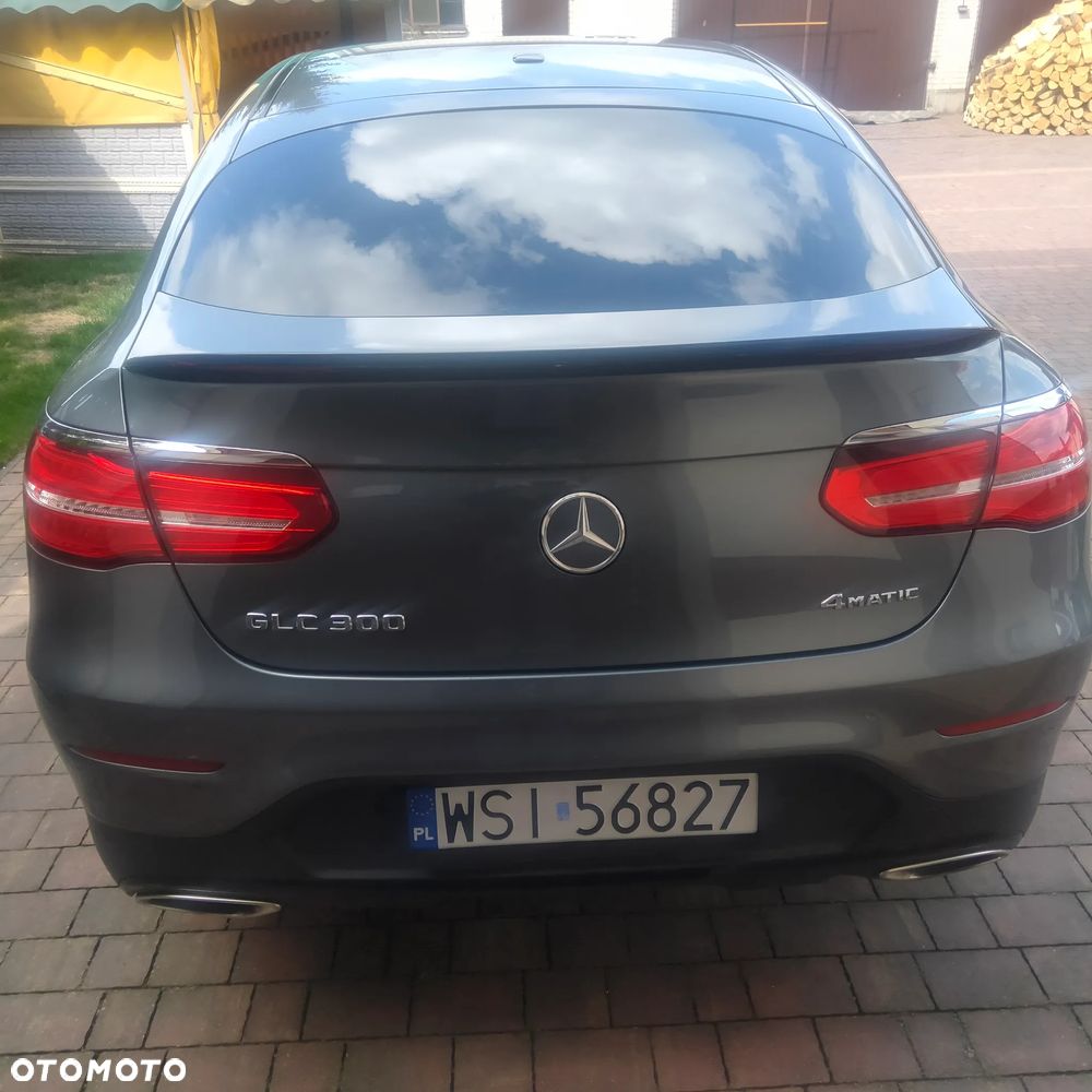 Mercedes-Benz GLC 300 4Matic 9G-TRONIC AMG Line - 7