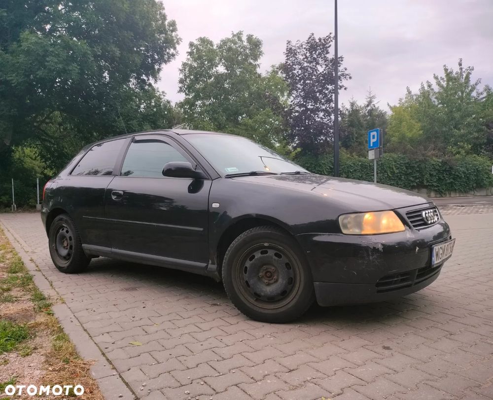 Audi A3 3-drzwiowe 1.6 Ambiente - 1