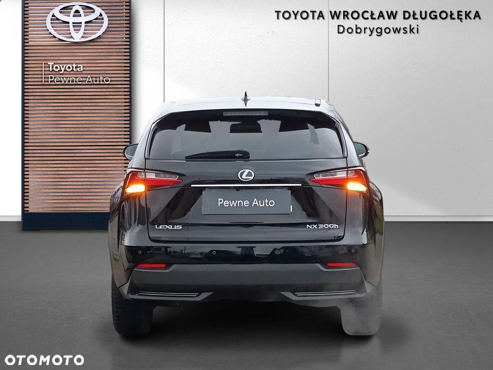 Lexus NX 300h Elite 2WD - 6