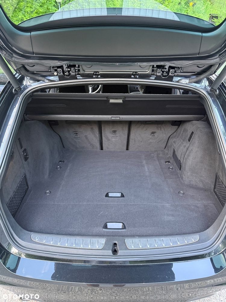 BMW Seria 3 318d DPF Edition Sport - 33
