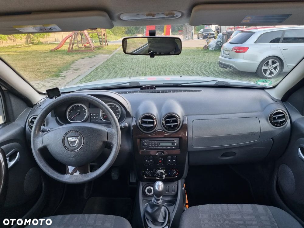 Dacia Duster 1.6 16V 105 4x4 Prestige - 31