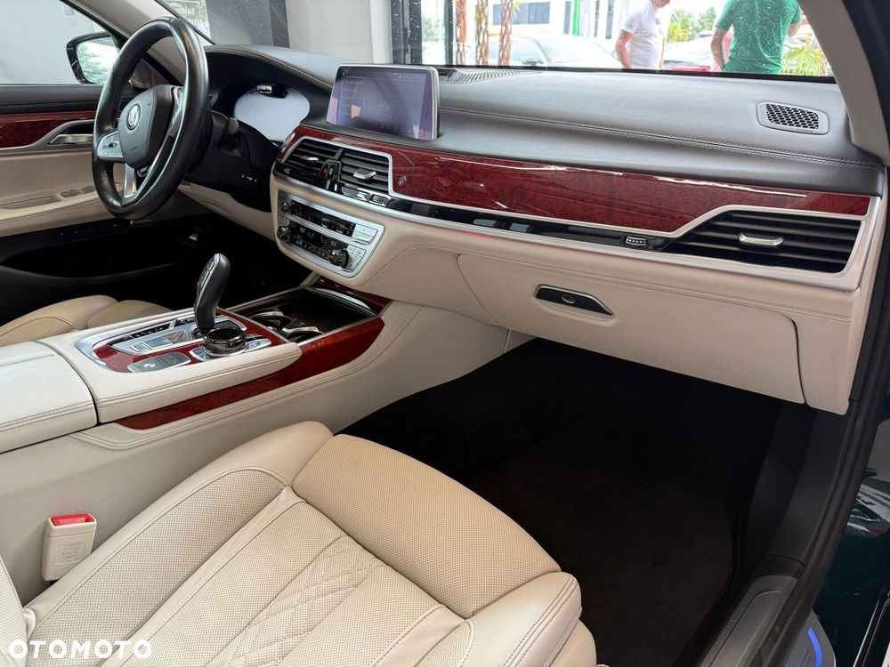 BMW-ALPINA B7 - 32