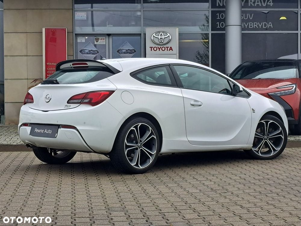 Opel Astra IV GTC 1.6 T Enjoy - 5