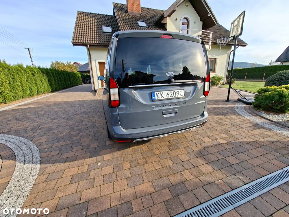 Ford Tourneo Connect - 10