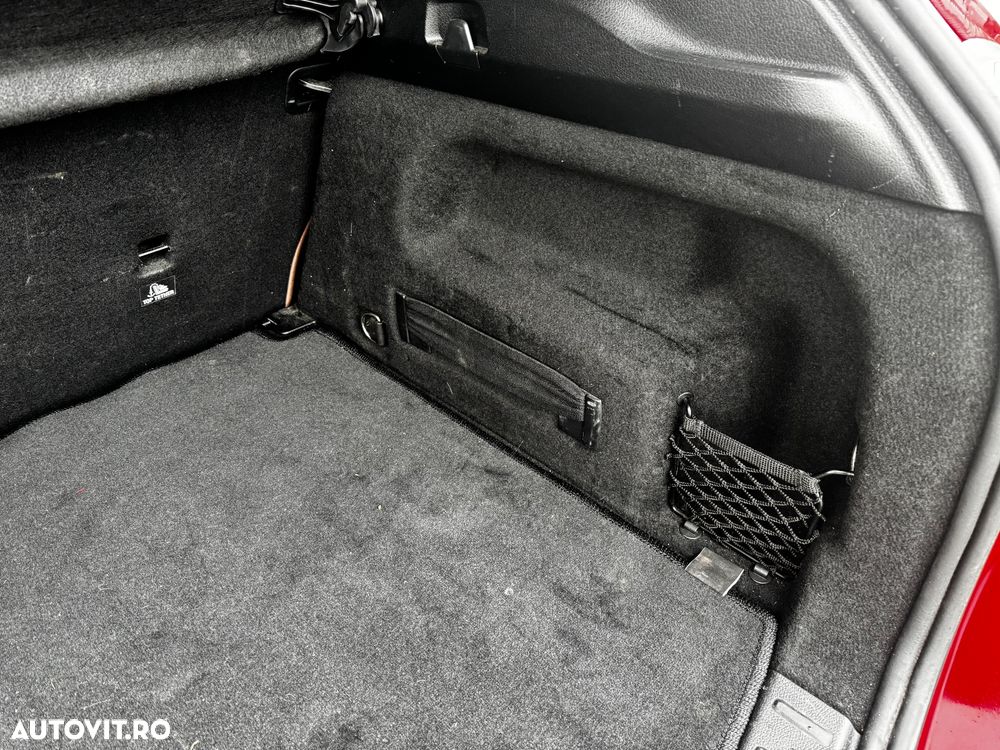 Mercedes-Benz GLA 200 d 4MATIC Aut. - 25