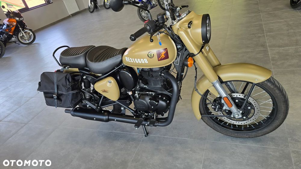 Royal Enfield Classic - 20