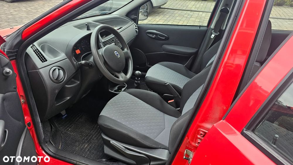 Fiat Punto 1.2 8V Active - 6