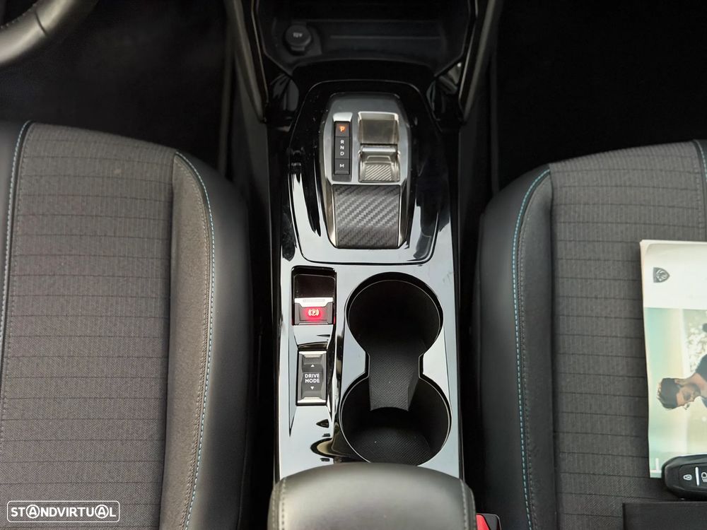 Peugeot 2008 1.2 PureTech Allure Pack EAT8 - 11