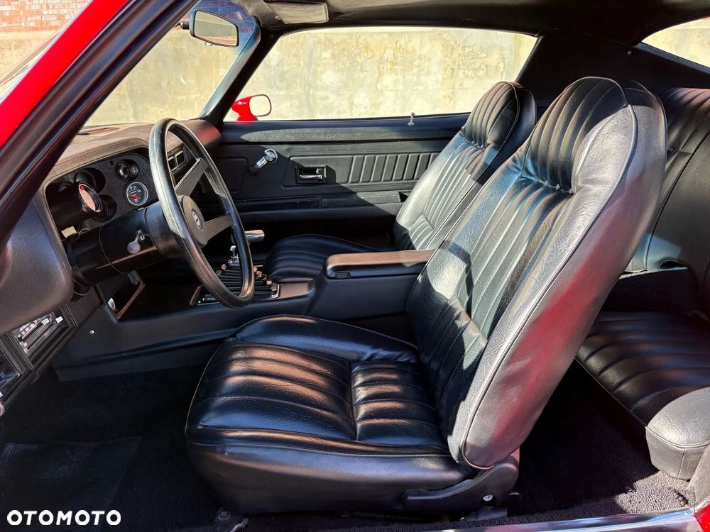 Chevrolet Camaro - 12