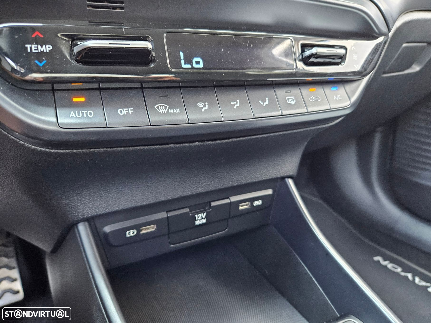 Hyundai Bayon 1.0 T-GDI Premium - 26