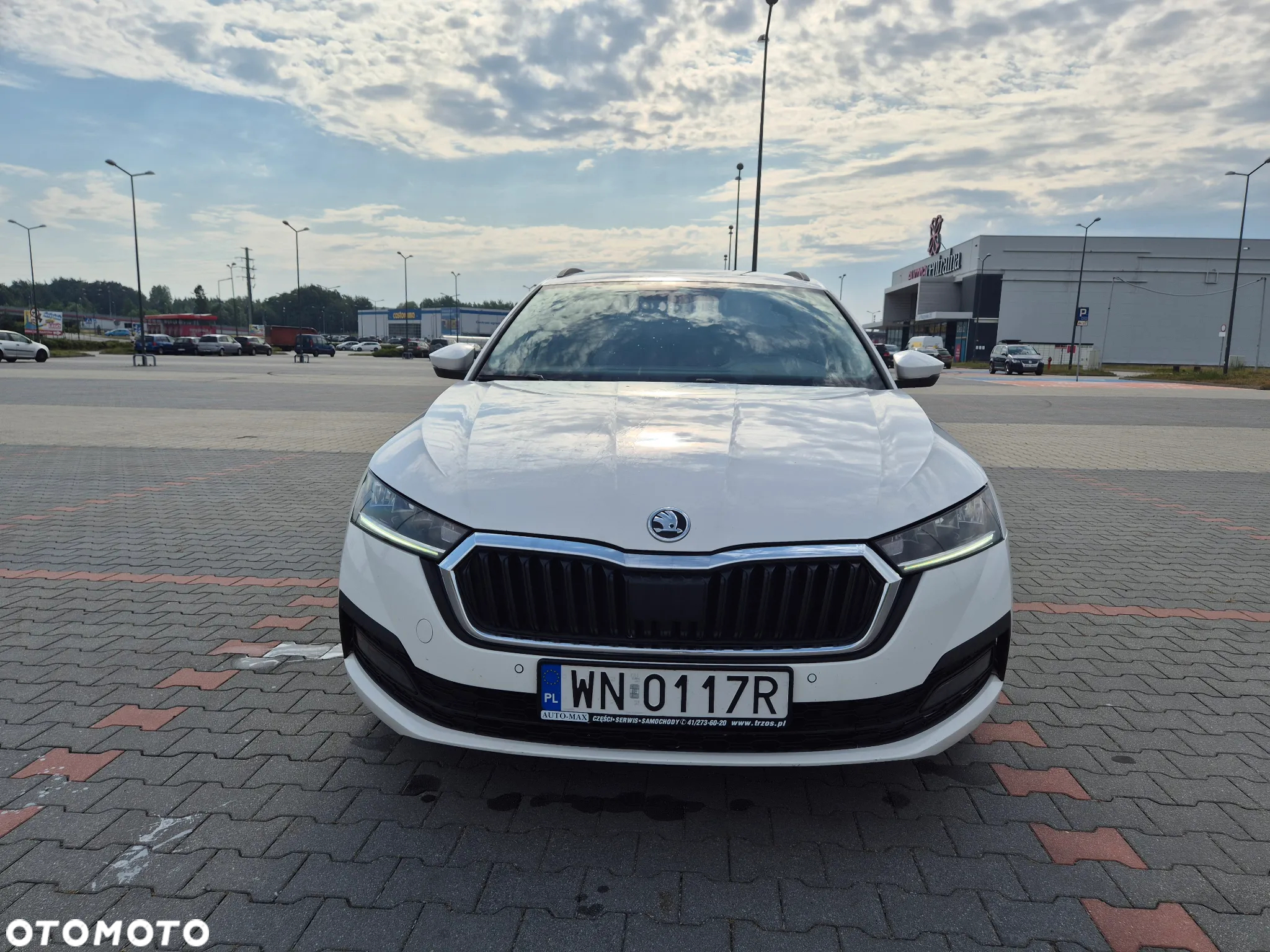 Skoda Octavia 2.0 TDI Ambition DSG - 2