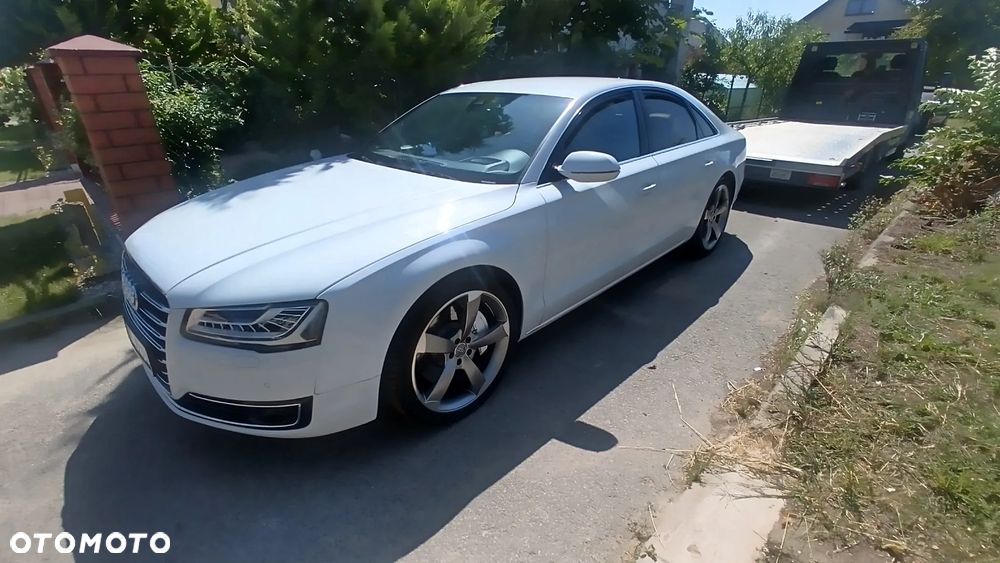 Audi A8 4.2 TDI DPF (clean diesel) quattro tiptronic - 31