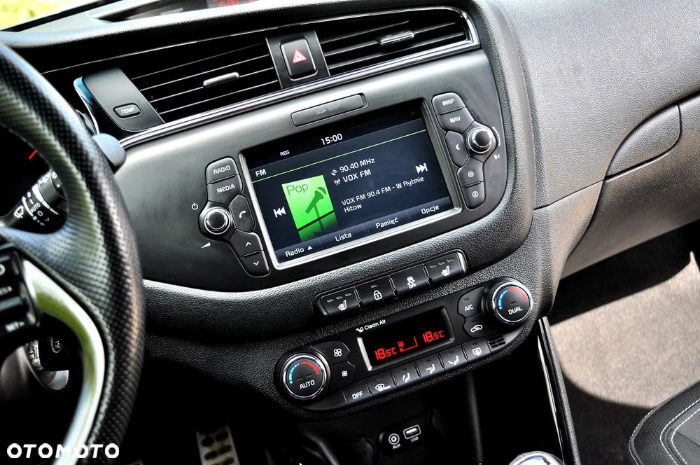 Kia Ceed 1.6 CRDi 136 ISG GT Line - 28