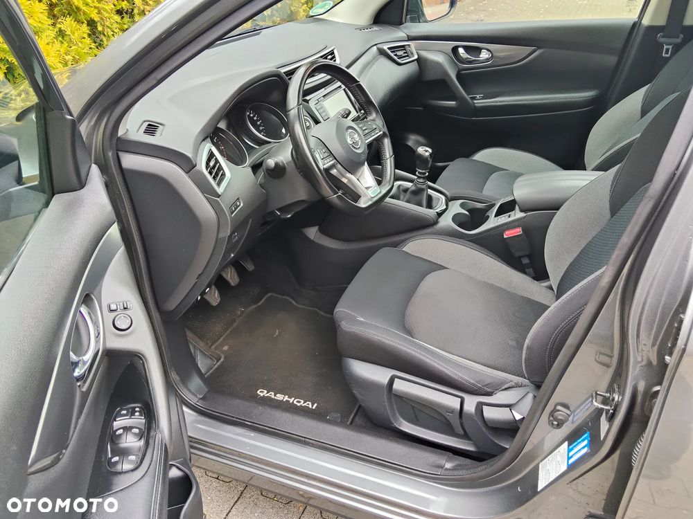 Nissan Qashqai 1.3 DIG-T TEKNA - 5