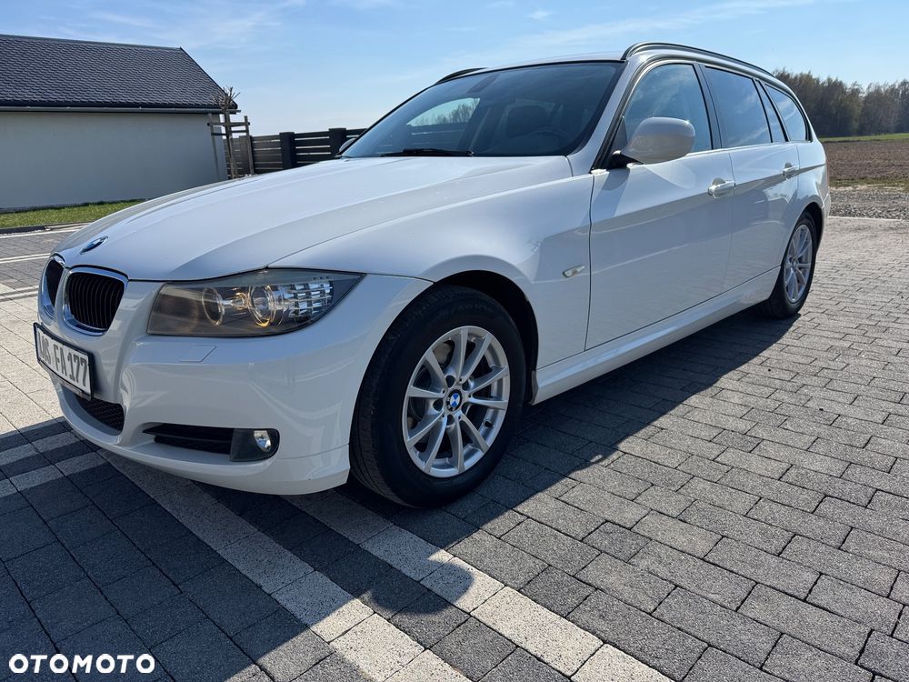 BMW Seria 3 318d DPF Edition Lifestyle - 9