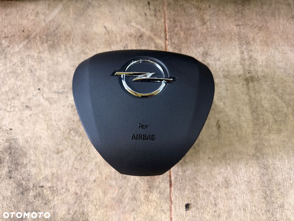 Deska , konsola, airbag Opel insignia B - 2