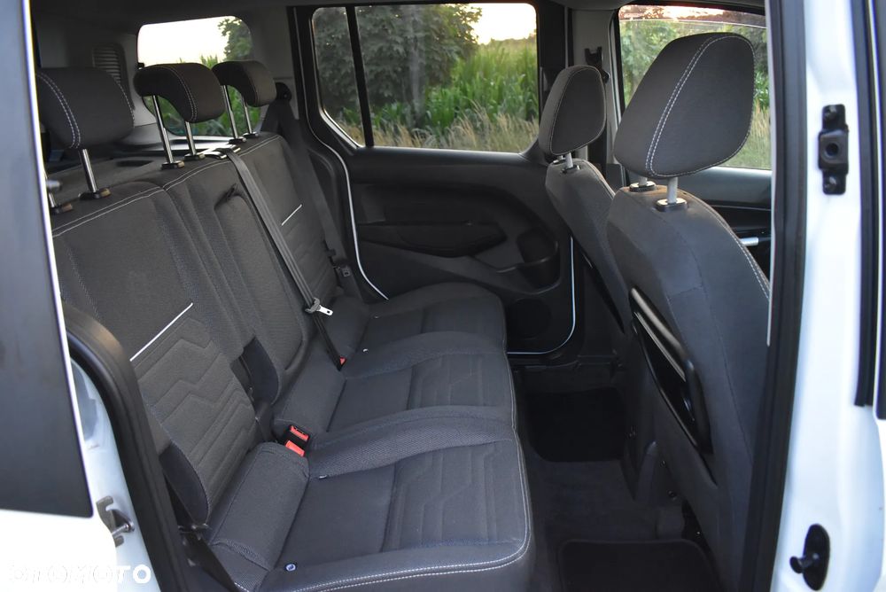 Ford Tourneo Connect - 27