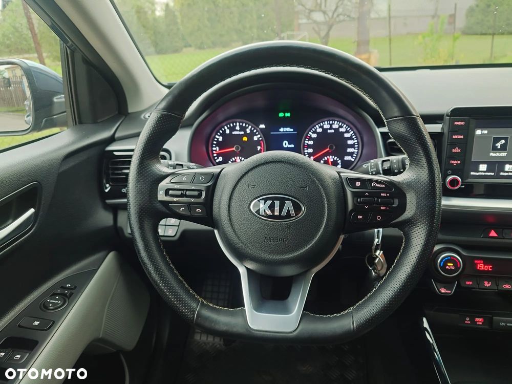 Kia Stonic 1.4 L - 10