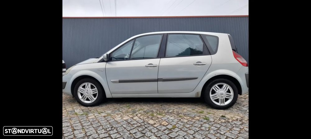 Renault Scénic - 2