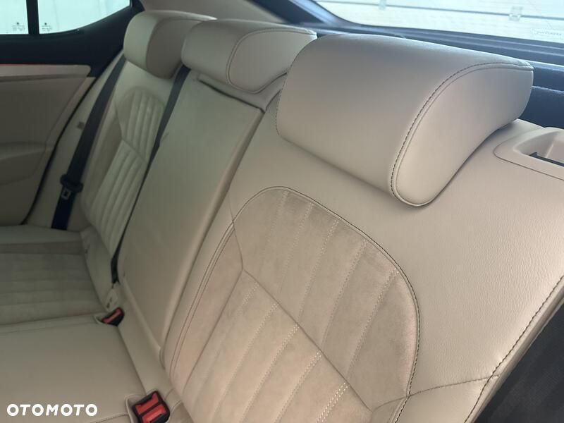 Skoda Superb 2.0 TSI Style DSG - 21