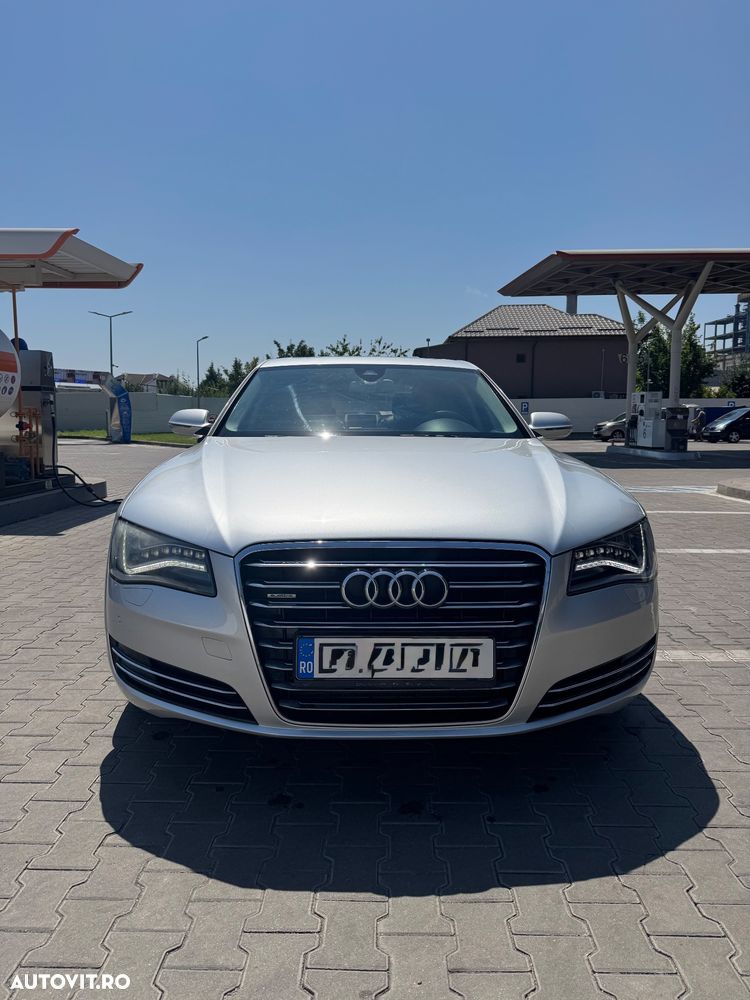 Audi A8 - 5