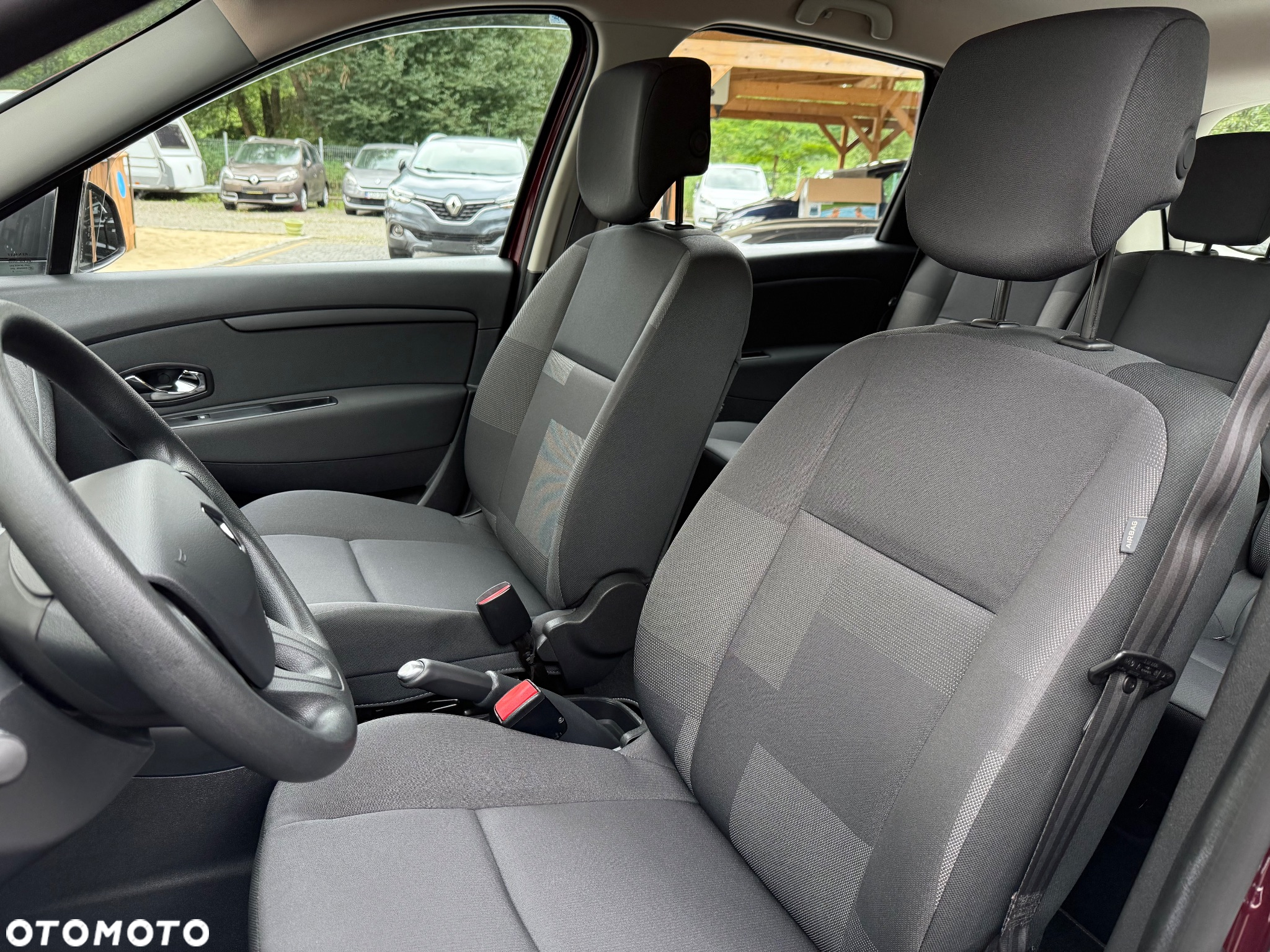 Renault Scenic 1.6 16V 110 TomTom Edition - 19