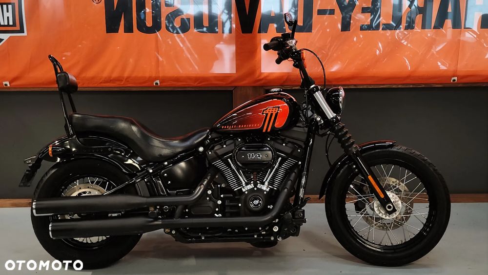 Harley-Davidson Softail Street Bob - 1