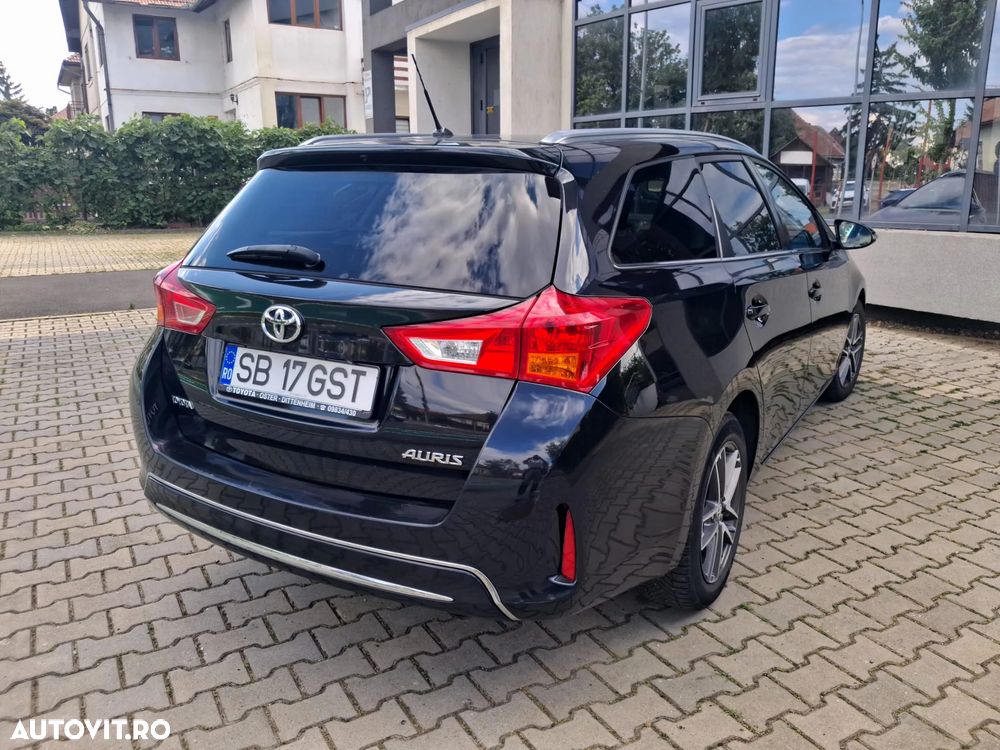 Toyota Auris - 8