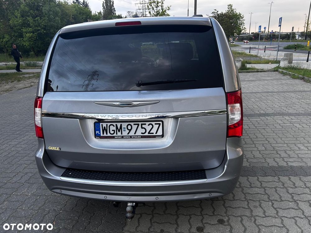 Chrysler Town & Country 3.6 Touring - 4