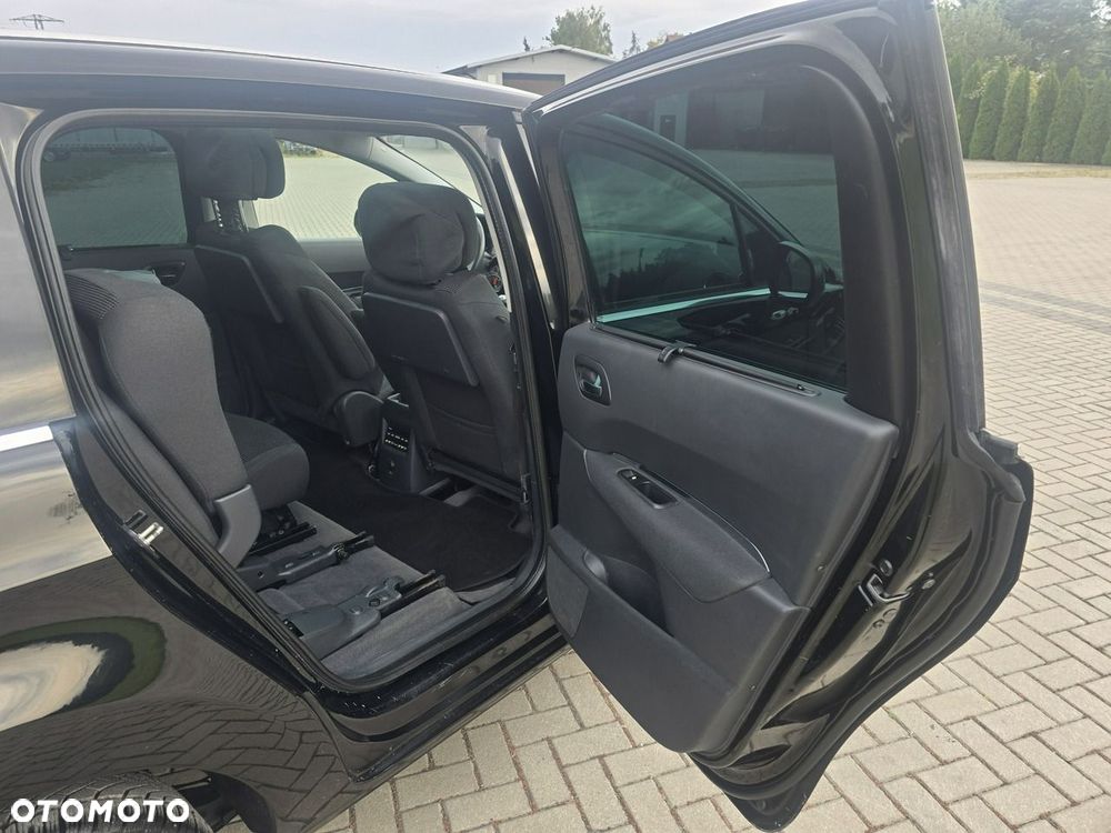 Peugeot 5008 - 23