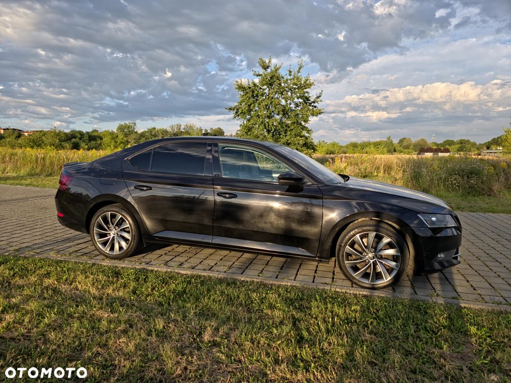 Skoda Superb 2017 photo 4