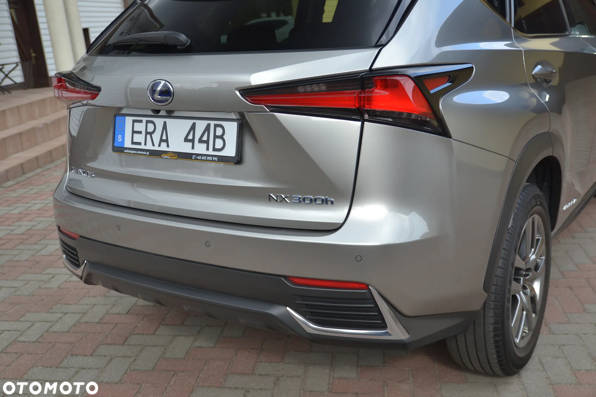 Lexus NX 350h Prestige AWD - 11
