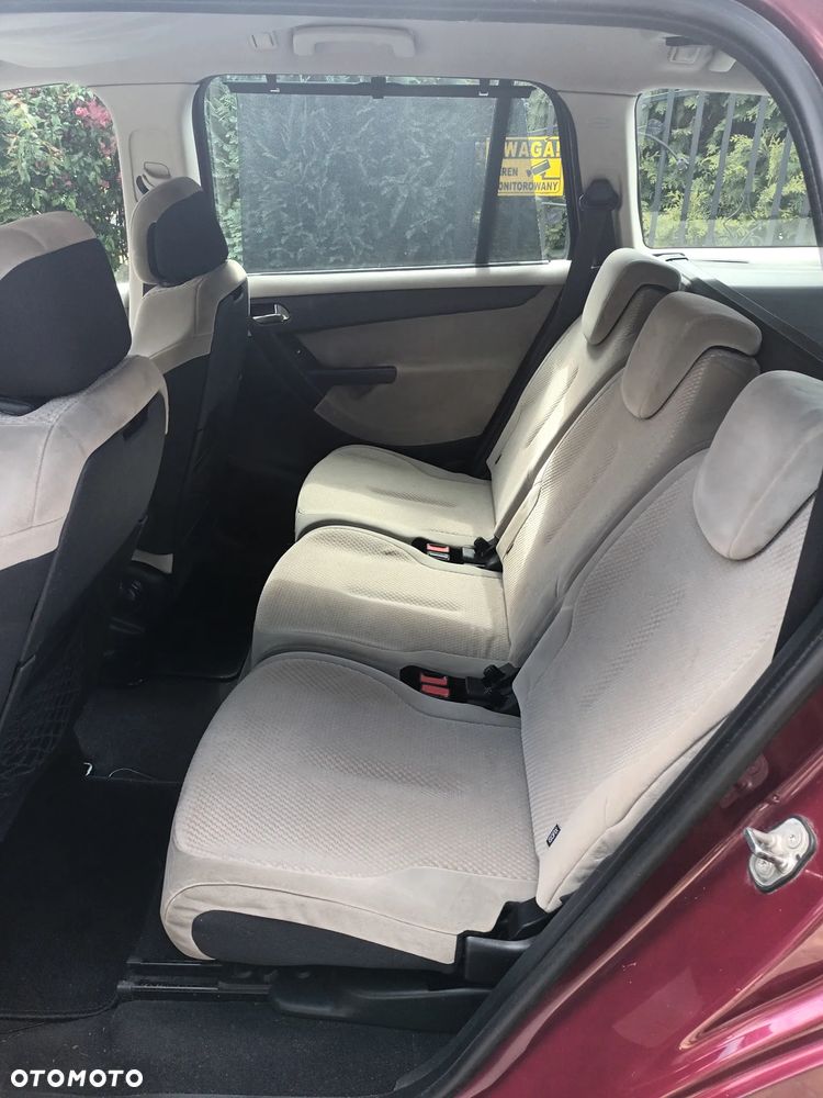 Citroën C4 Picasso - 12