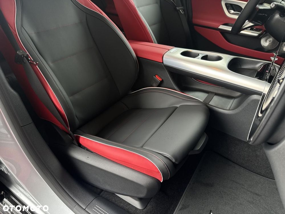 Mercedes-Benz CLA - 19