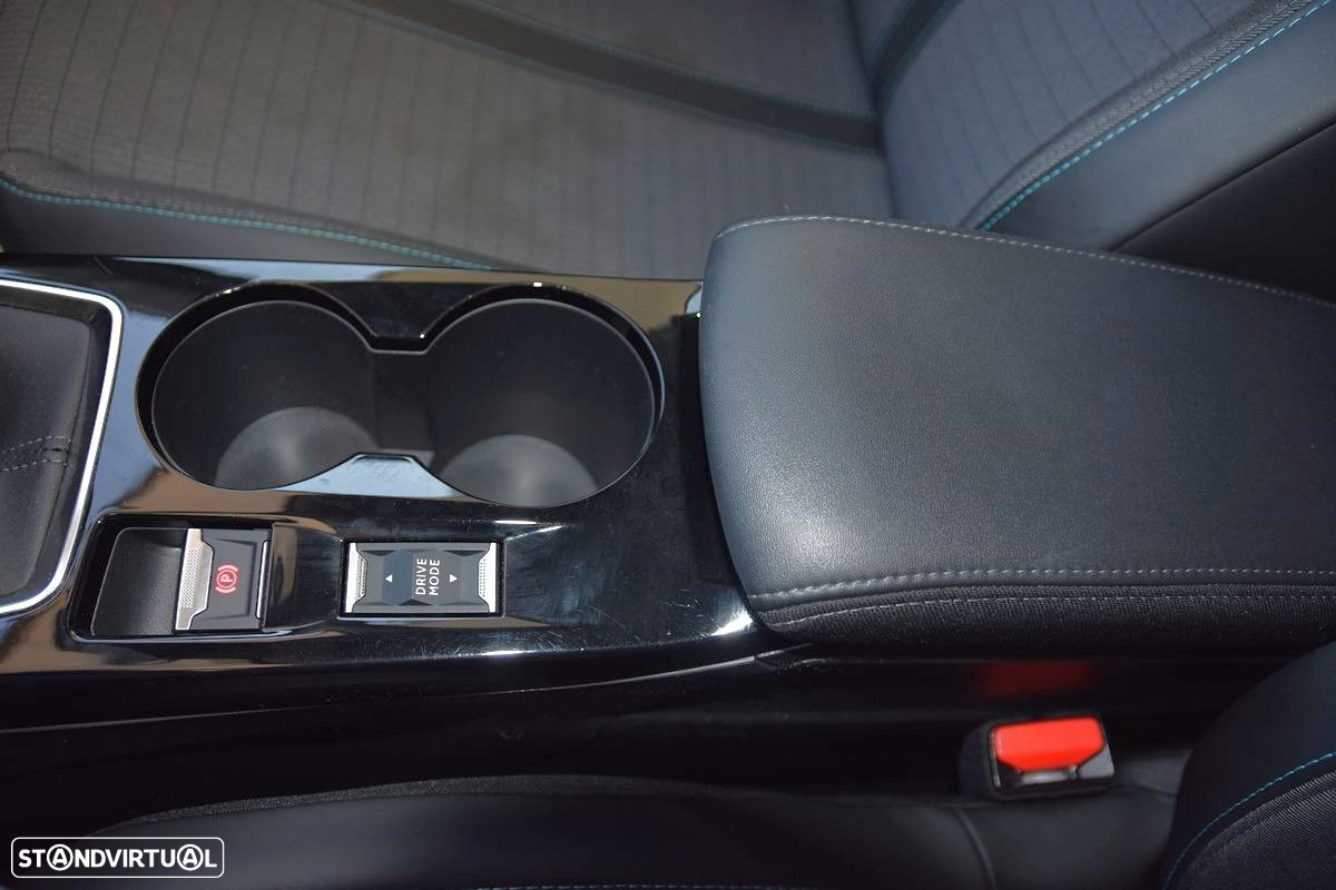 Peugeot 208 1.2 PureTech GT - 26