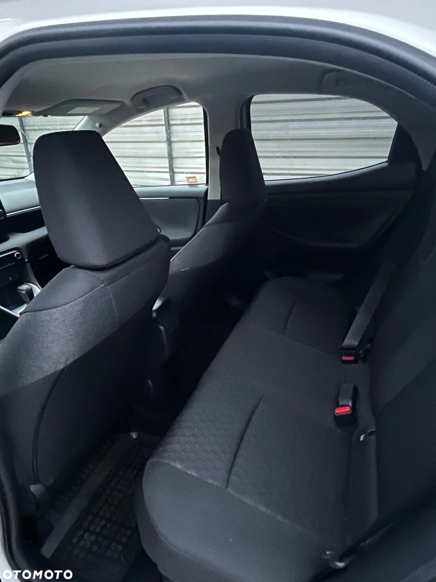 Toyota Yaris Hybrid 1.5 Comfort - 8