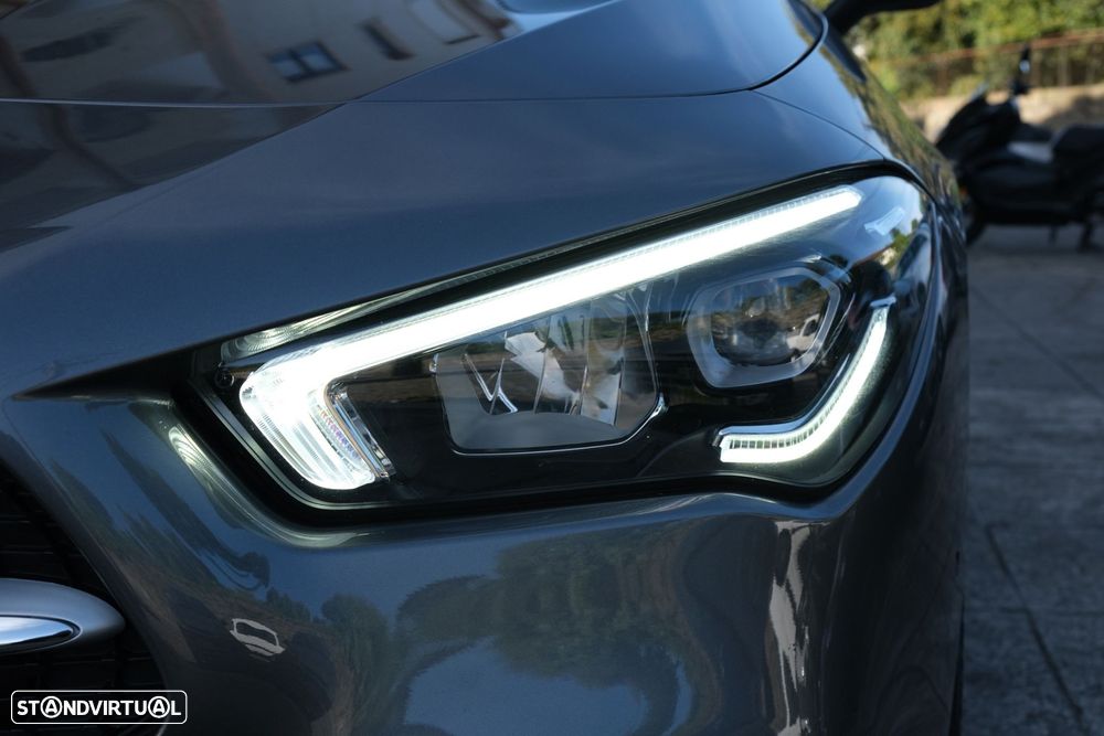 Mercedes-Benz CLA 200 Progressive Aut. - 37